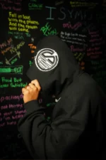 Black Ci Patched Crop Hoodie 2.webp